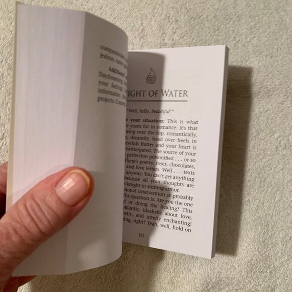 ANGEL WISDOM TAROT CARDS 78 CARDS WITH GUIDEBOOK - Picture 5 of 6